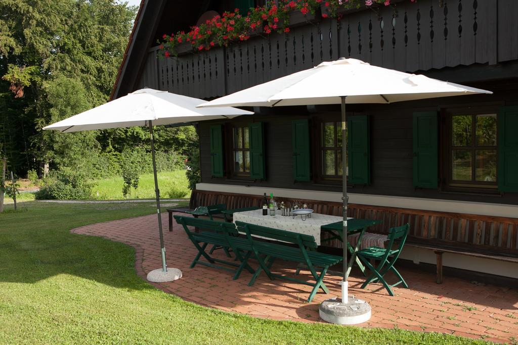 Ferienhaus Neubauer 스피에펠트 외부 사진