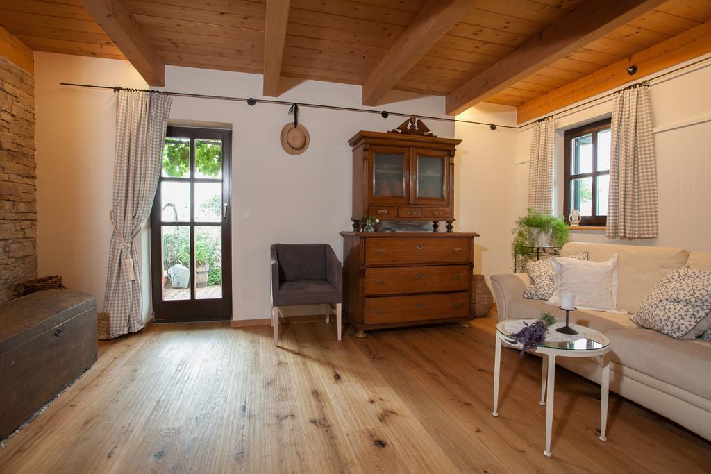 Ferienhaus Neubauer 스피에펠트 외부 사진